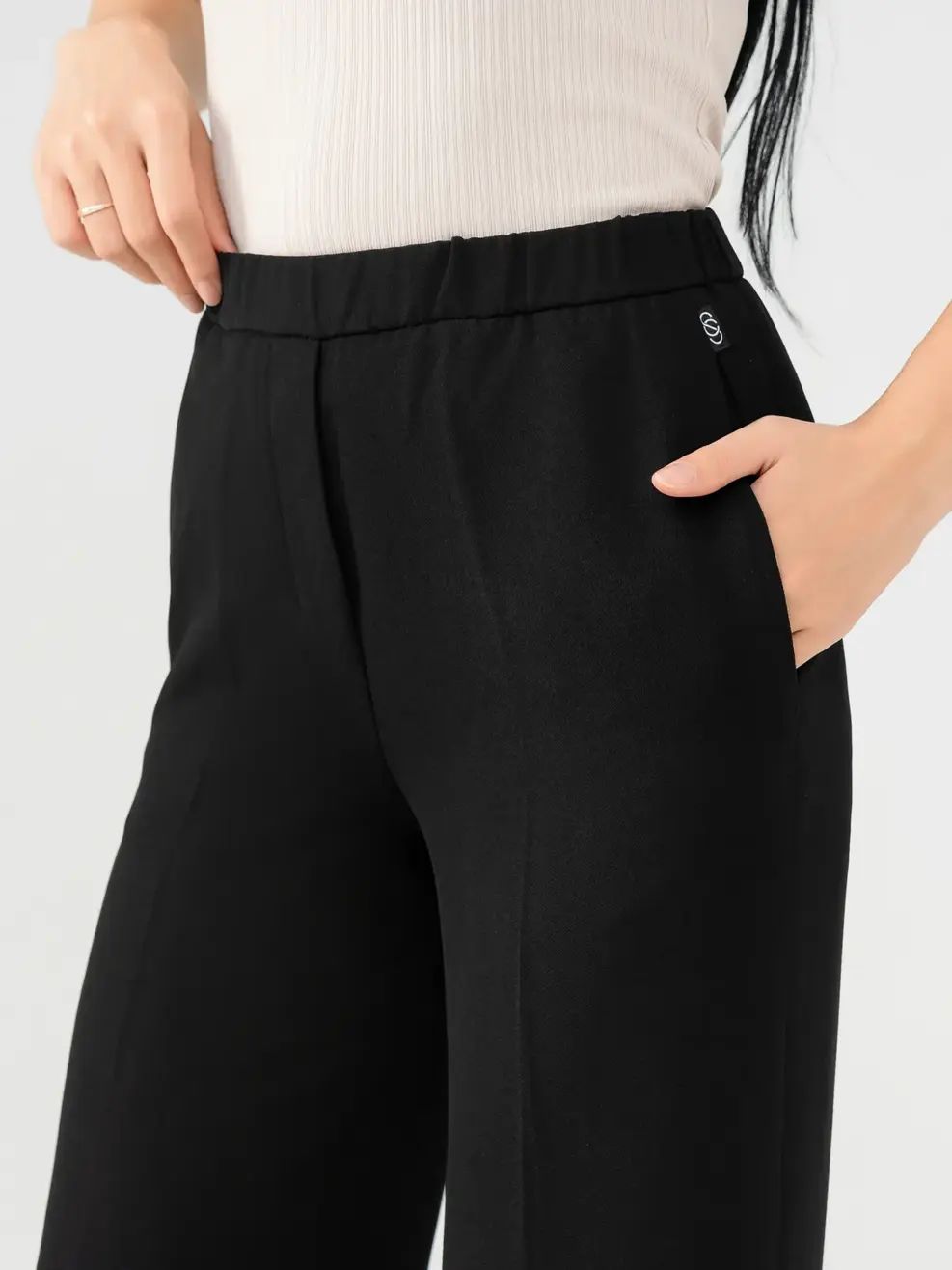 Quần Tây Nữ Suông Chun Luồn Lưng Sau - Đen - M