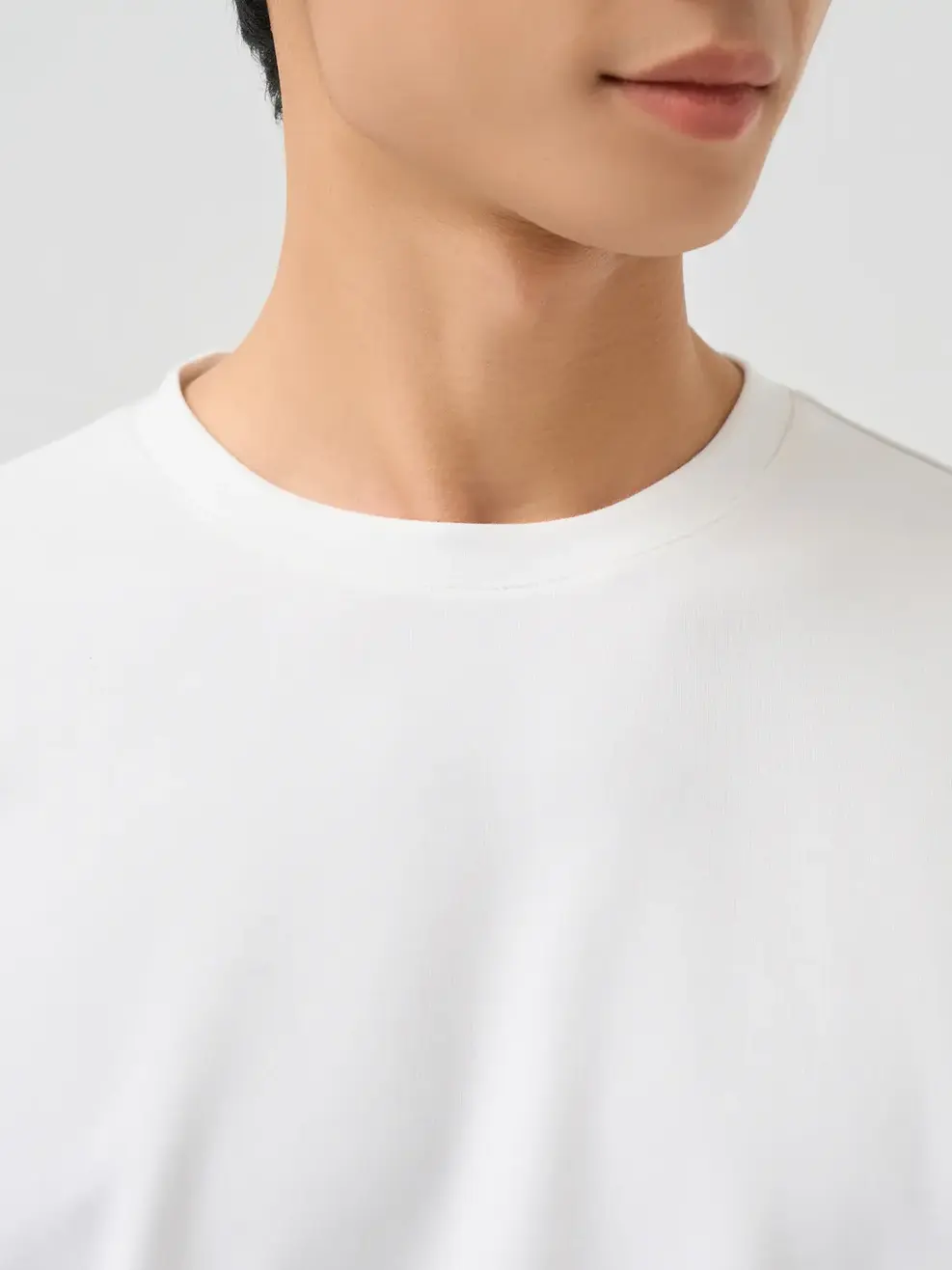 Áo Phông Nam Dài Tay Thể Thao Keep Moving - Trắng 001 - M