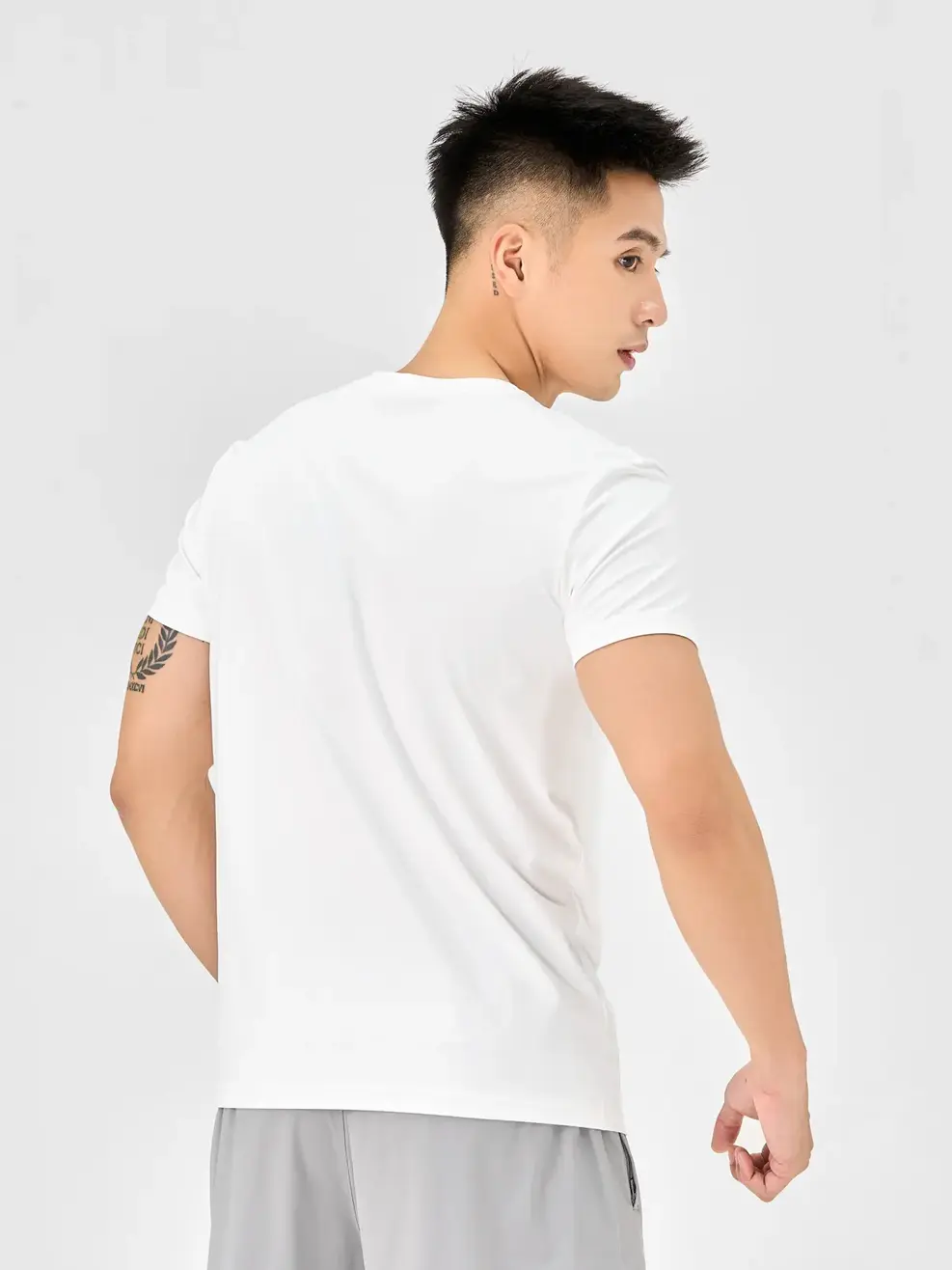 T-shirt Thể Thao Nam In Running - Trắng - M