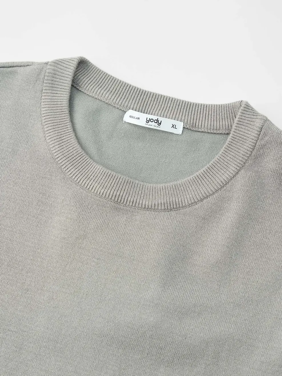 Áo Len Regular Cổ Tròn Mỏng Cơ Bản - Xám 004 - XL