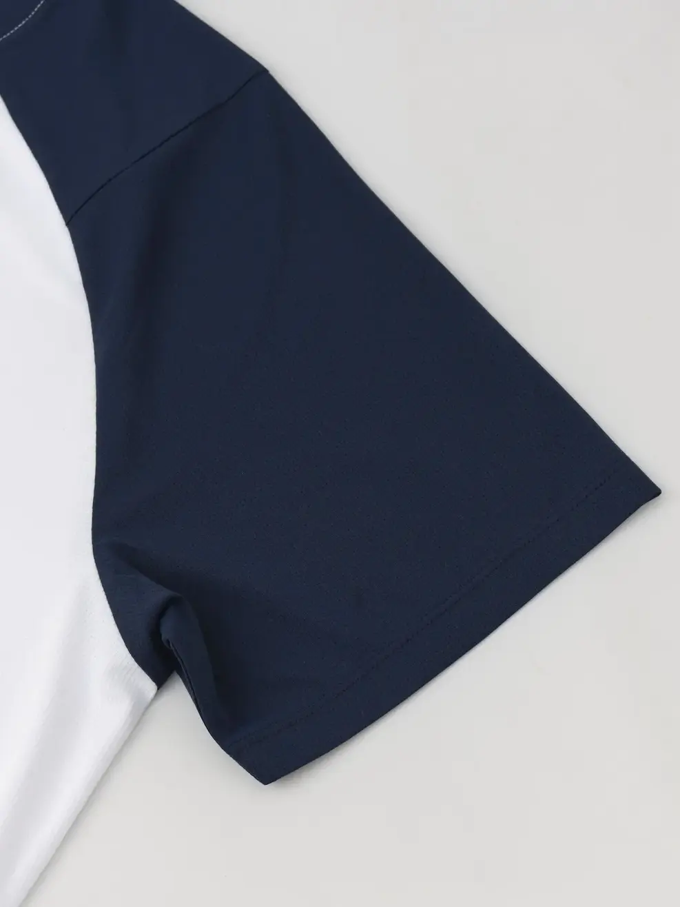 Áo Phông Thể Thao Tay Raglan Phối Màu - White 004 - M
