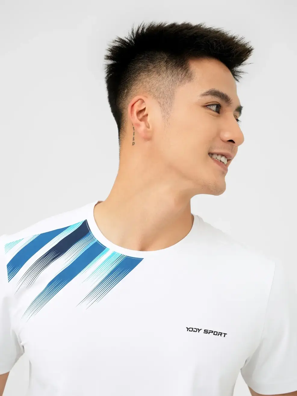 T-shirt Thể Thao Nam Hoạ Tiết Tràn Thân - Trắng - M