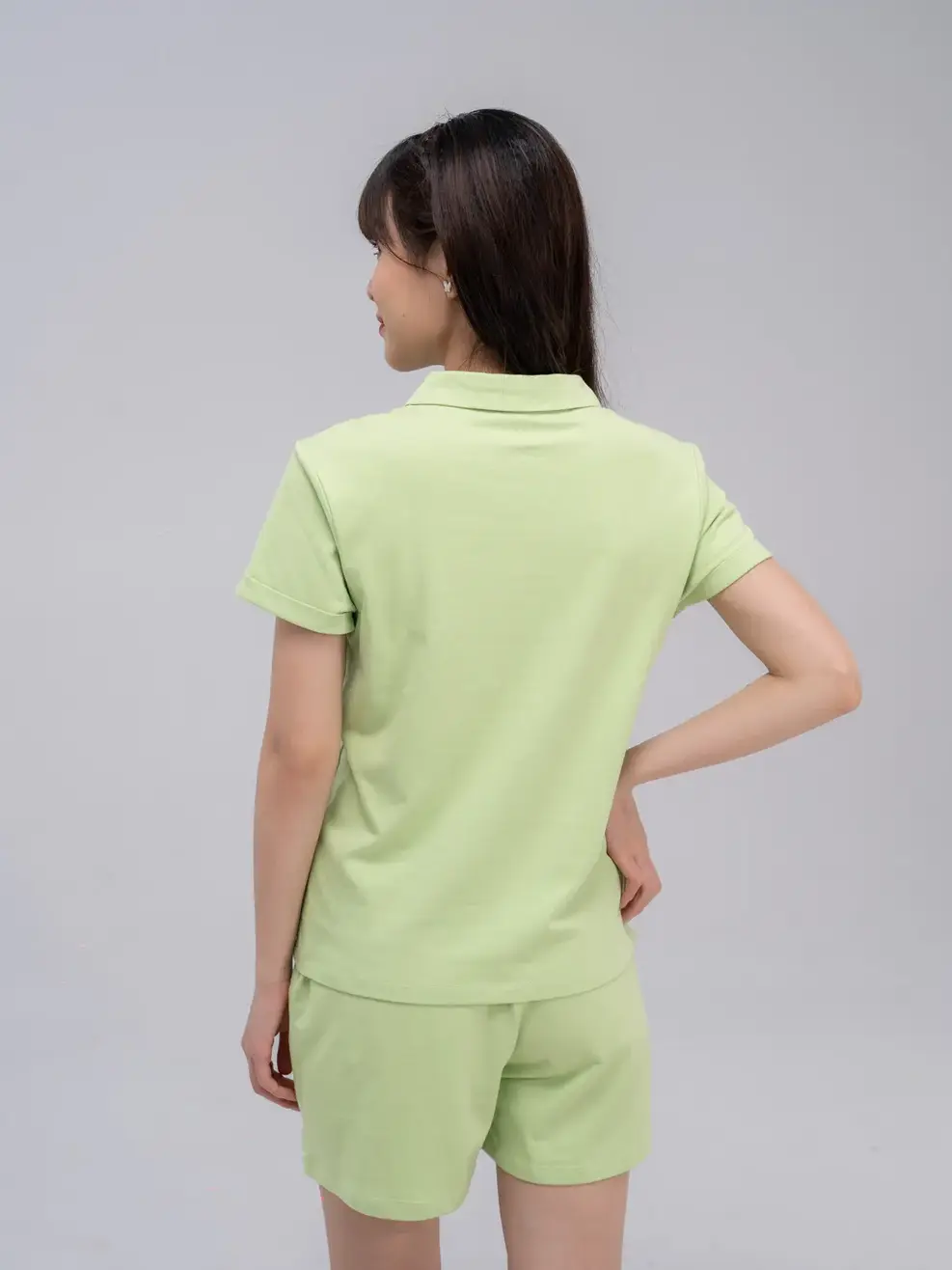 Bộ đồ nữ cổ thêu logo - Xanh Lá - S