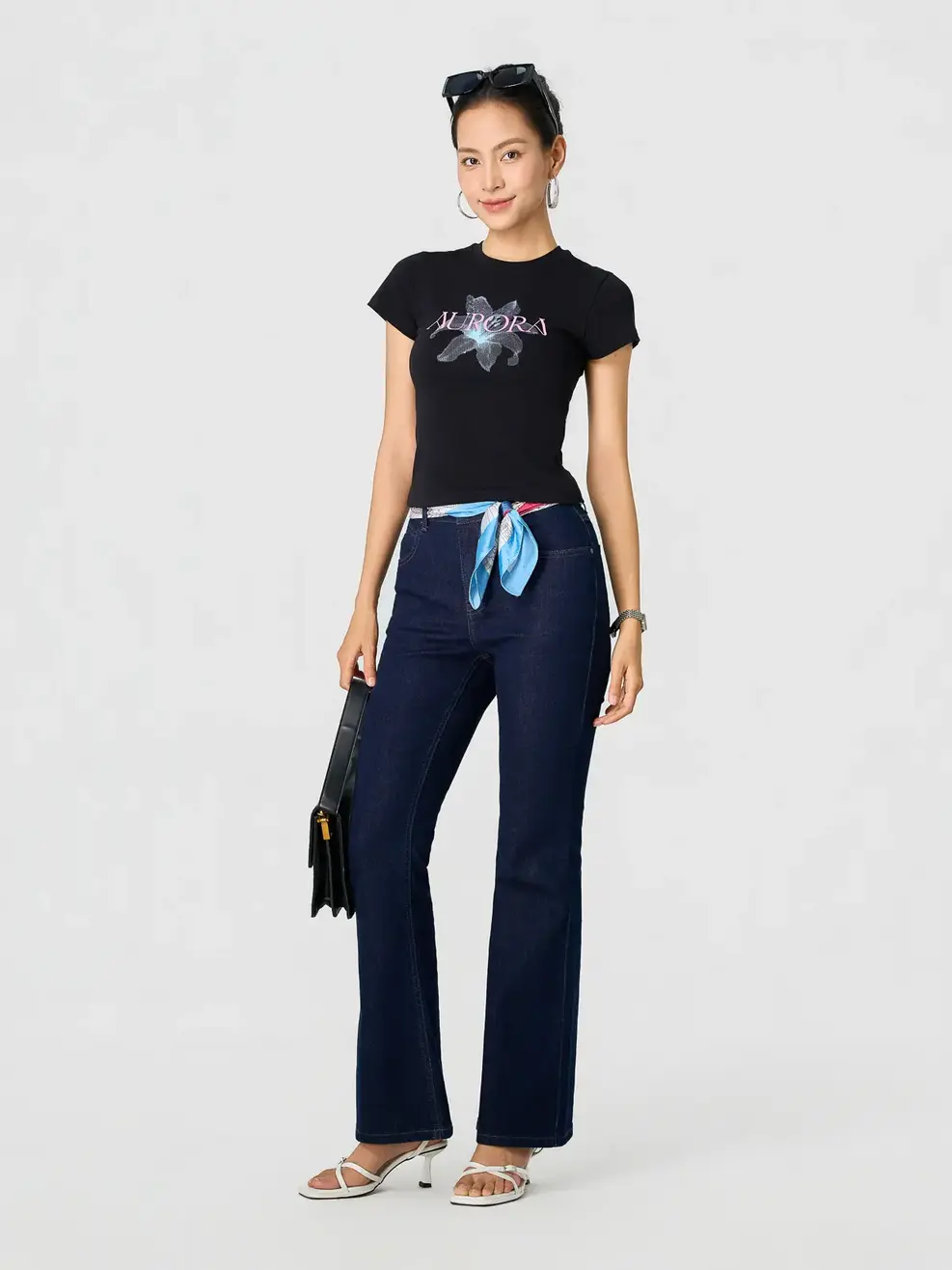Áo Phông Nữ Phom Slimfit In Aurora - ĐEN 002 - S
