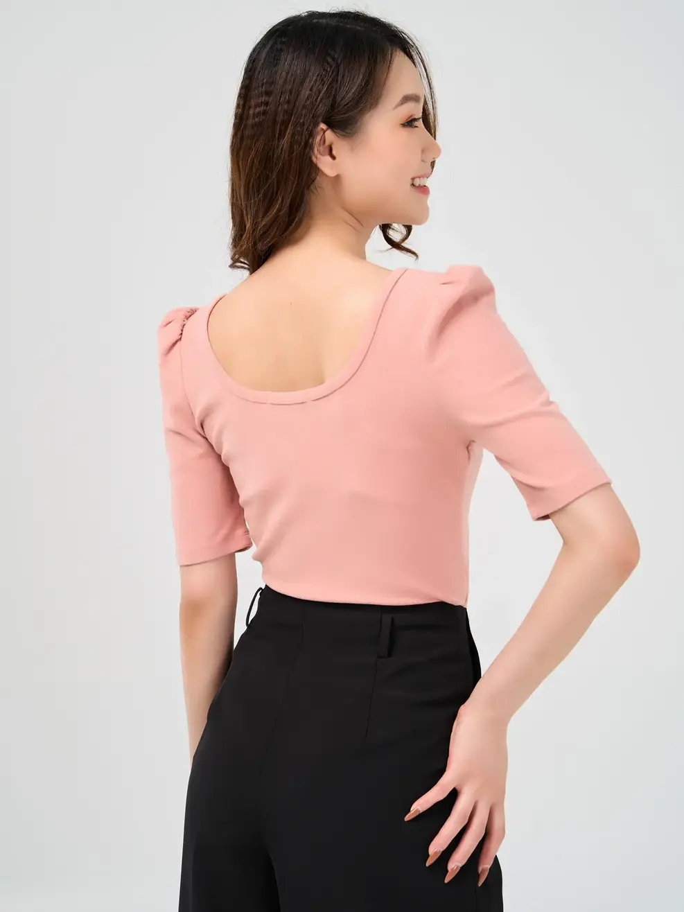 Thun nữ cổ vuông tay bồng - Hồng - M