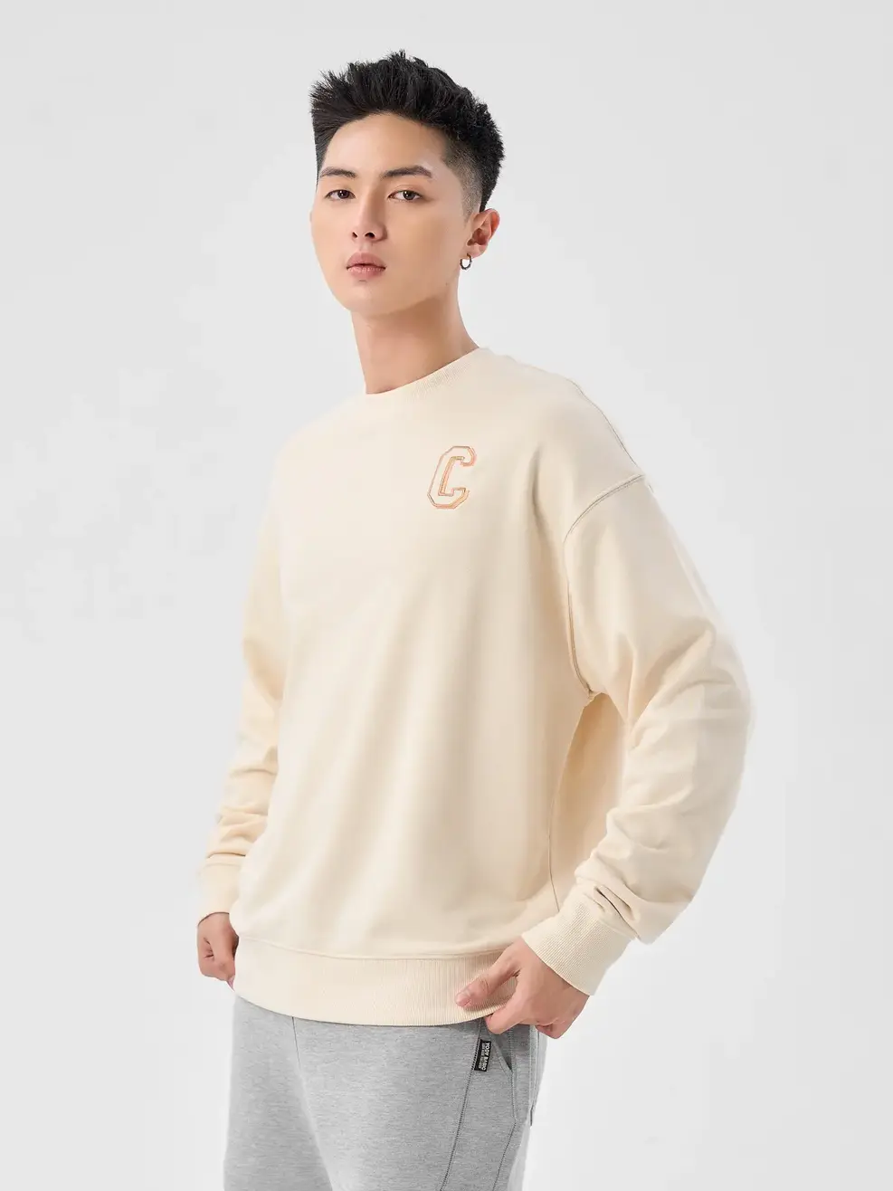 Áo Yoguu Dài Tay Thêu Ngực Chữ C - Be - 1