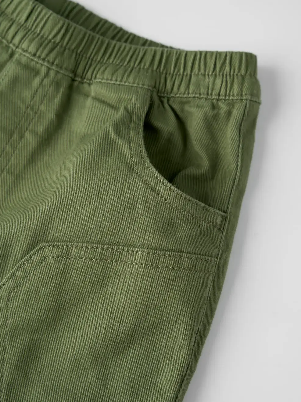 Quần Shorts Bé Trai Can Phối - Xanh lá 098 - 2-3