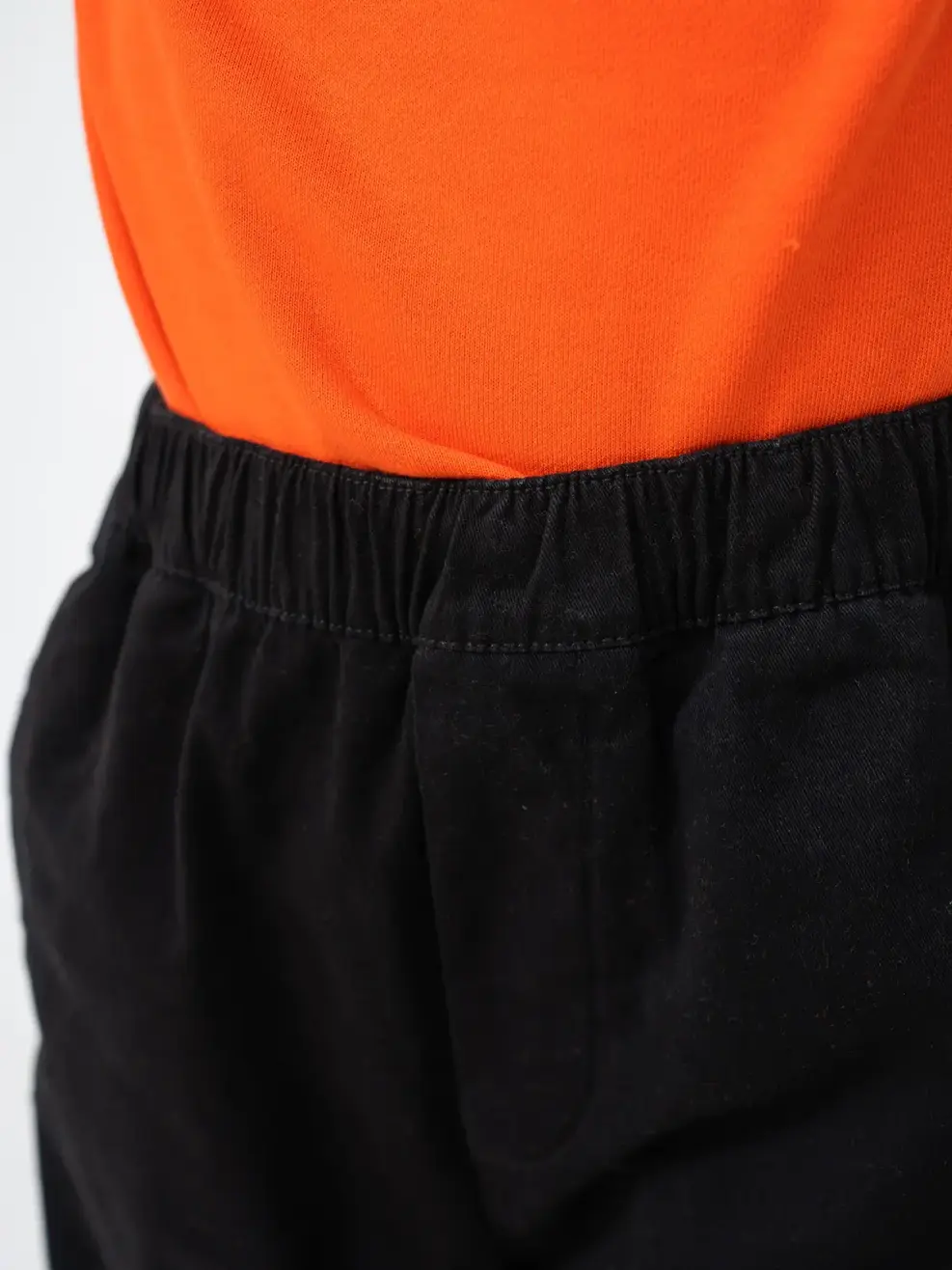 Quần khaki trẻ em jogger can gối - Đen