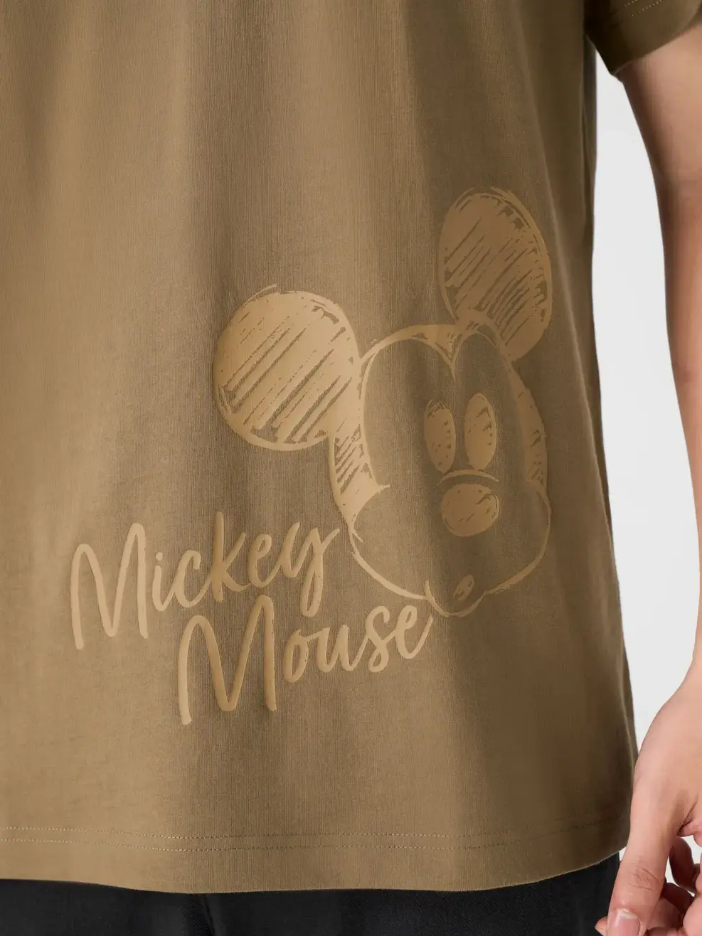 Áo Phông Nam In Mickey Mouse - Nâu - L