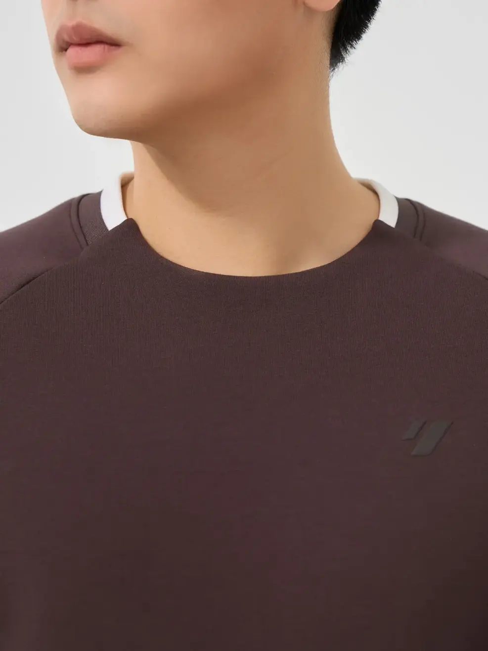 Áo Nỉ Nam Tay Raglan Bo Phối - Nâu 152 - M