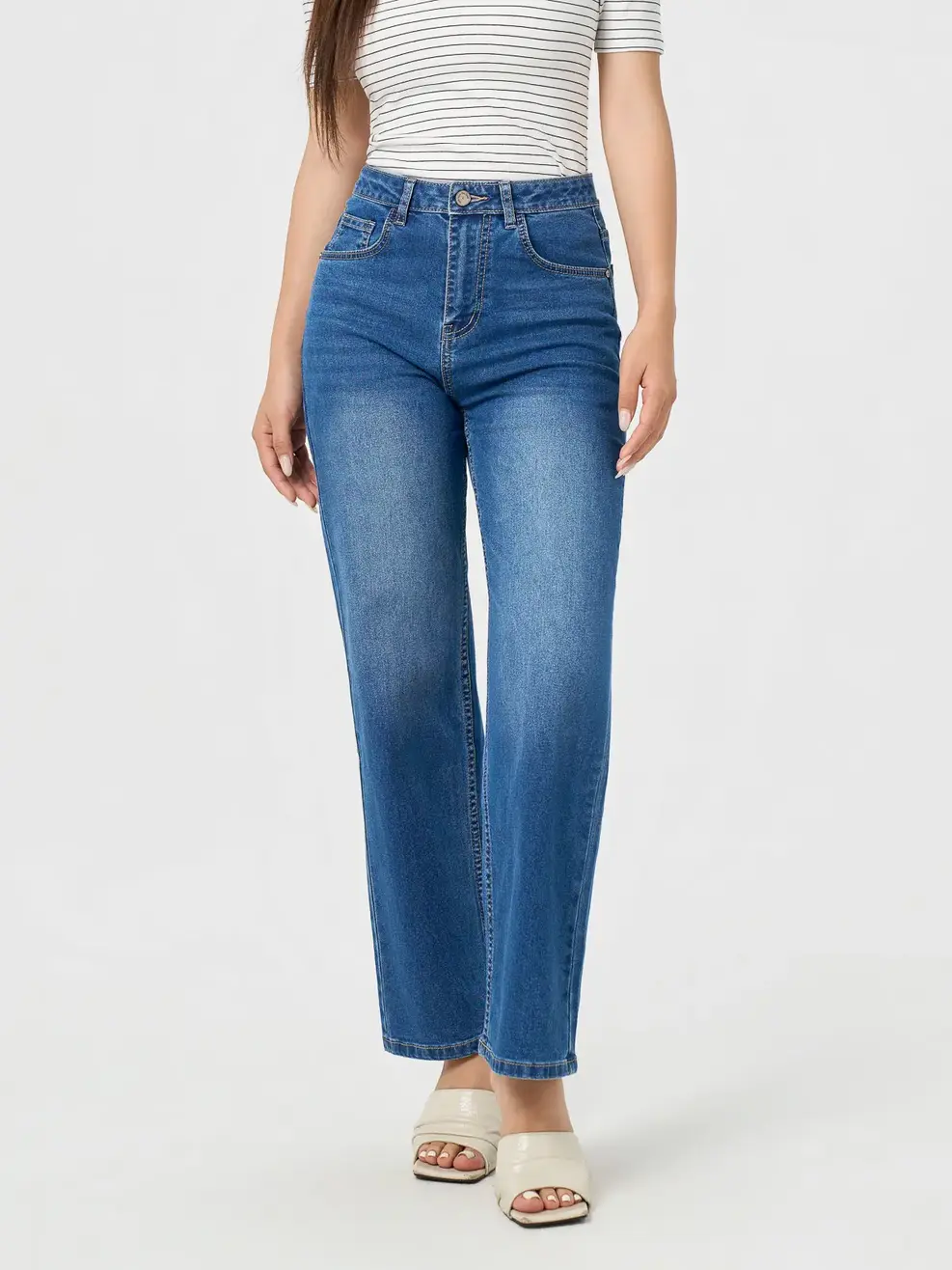 Quần Jeans Nữ Straight Essential - Màu chàm 002 - 26