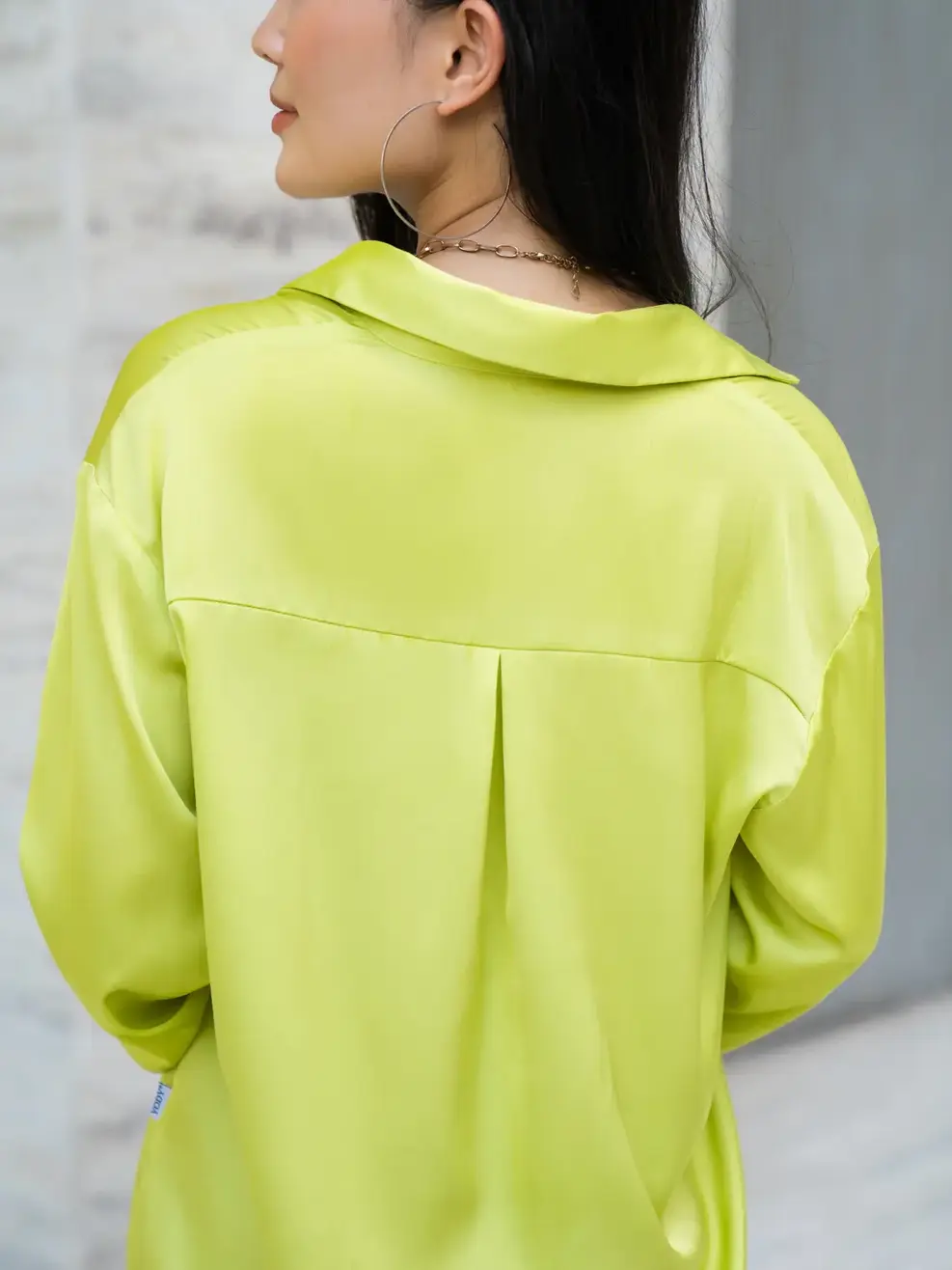 Áo sơ mi dài tay nữ lụa satin - Xanh - S
