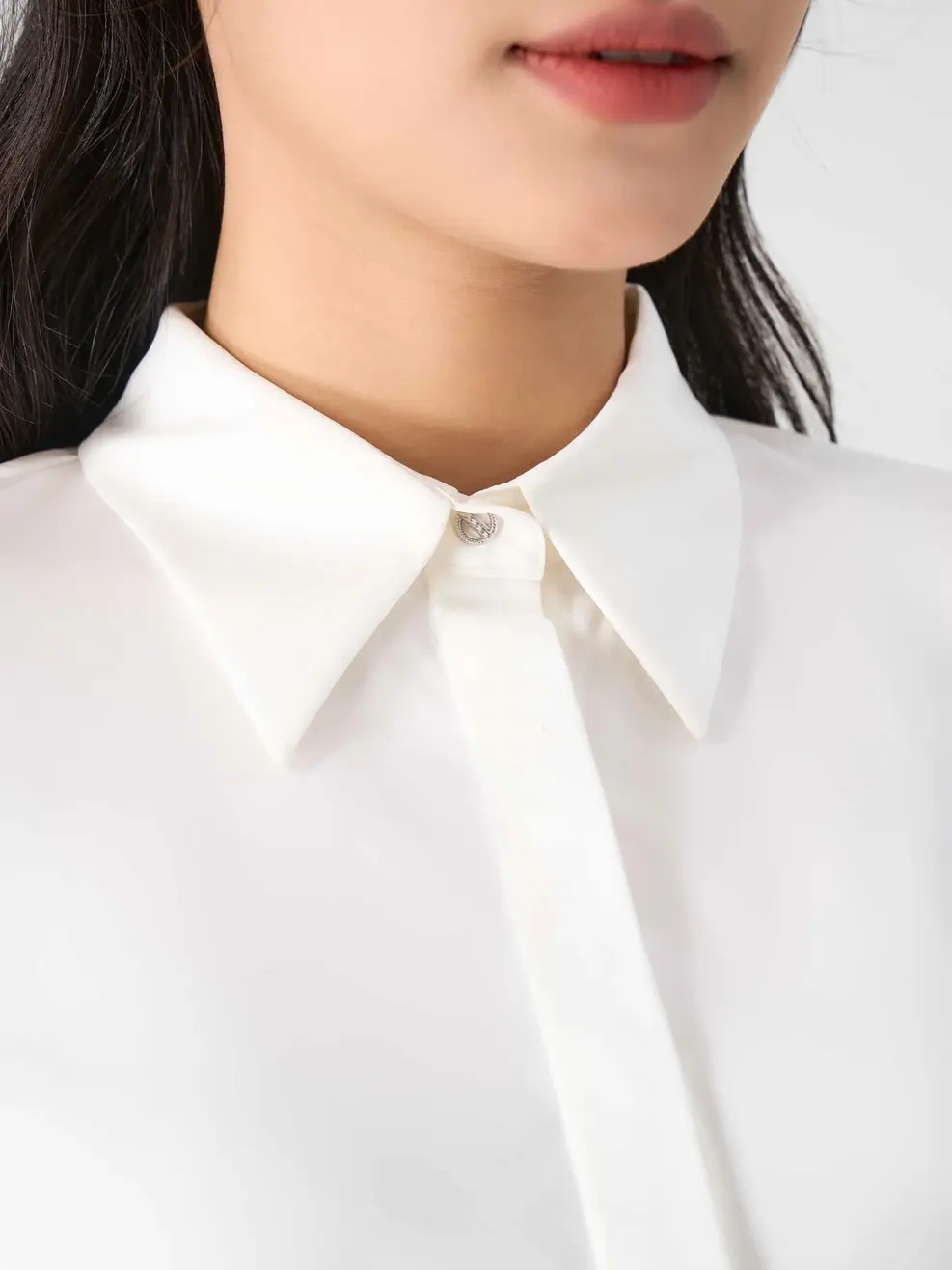 Sơ Mi Dài Tay Nữ Nano Thêu Nẹp - Trắng - S