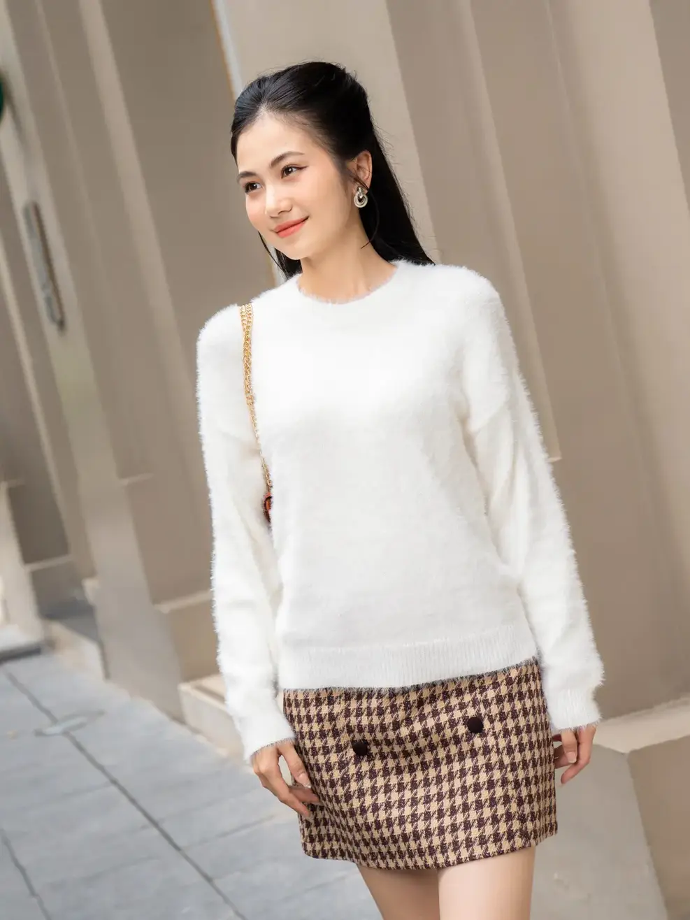 Áo len nữ lông thỏ kiểu dáng thoải mái - Trắng - F