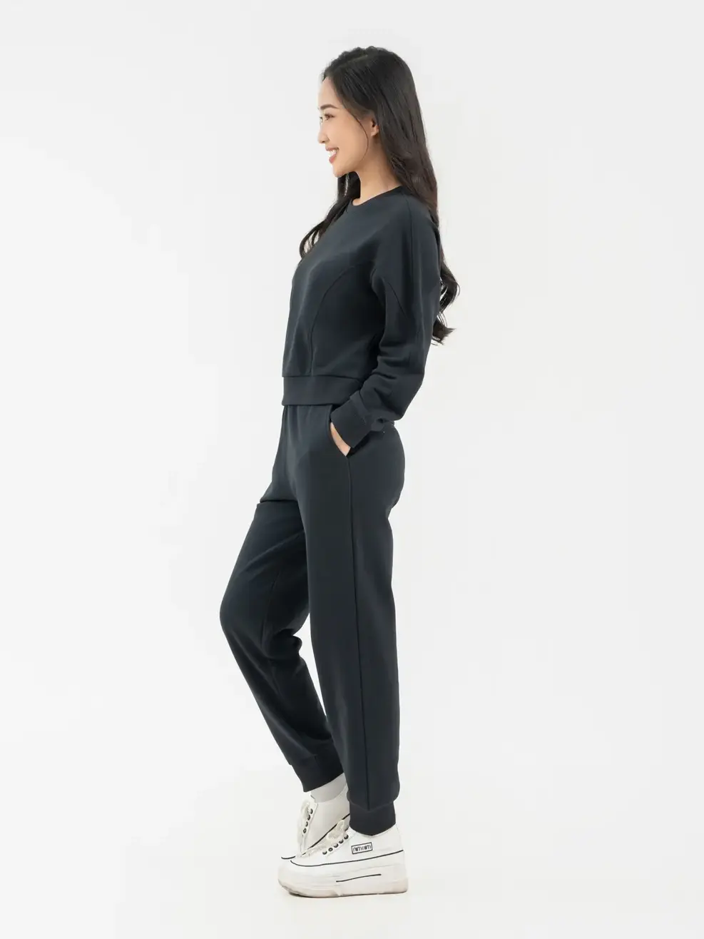 Bộ Đông Nữ Cắt Trẻ Trung - Đen - S