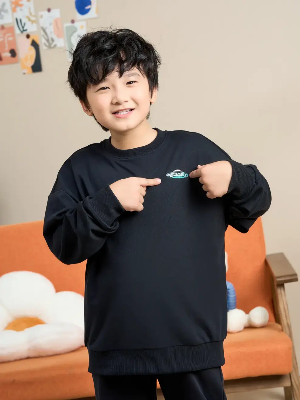 Bộ đồ kid thêu đĩa bay - Đen - 12