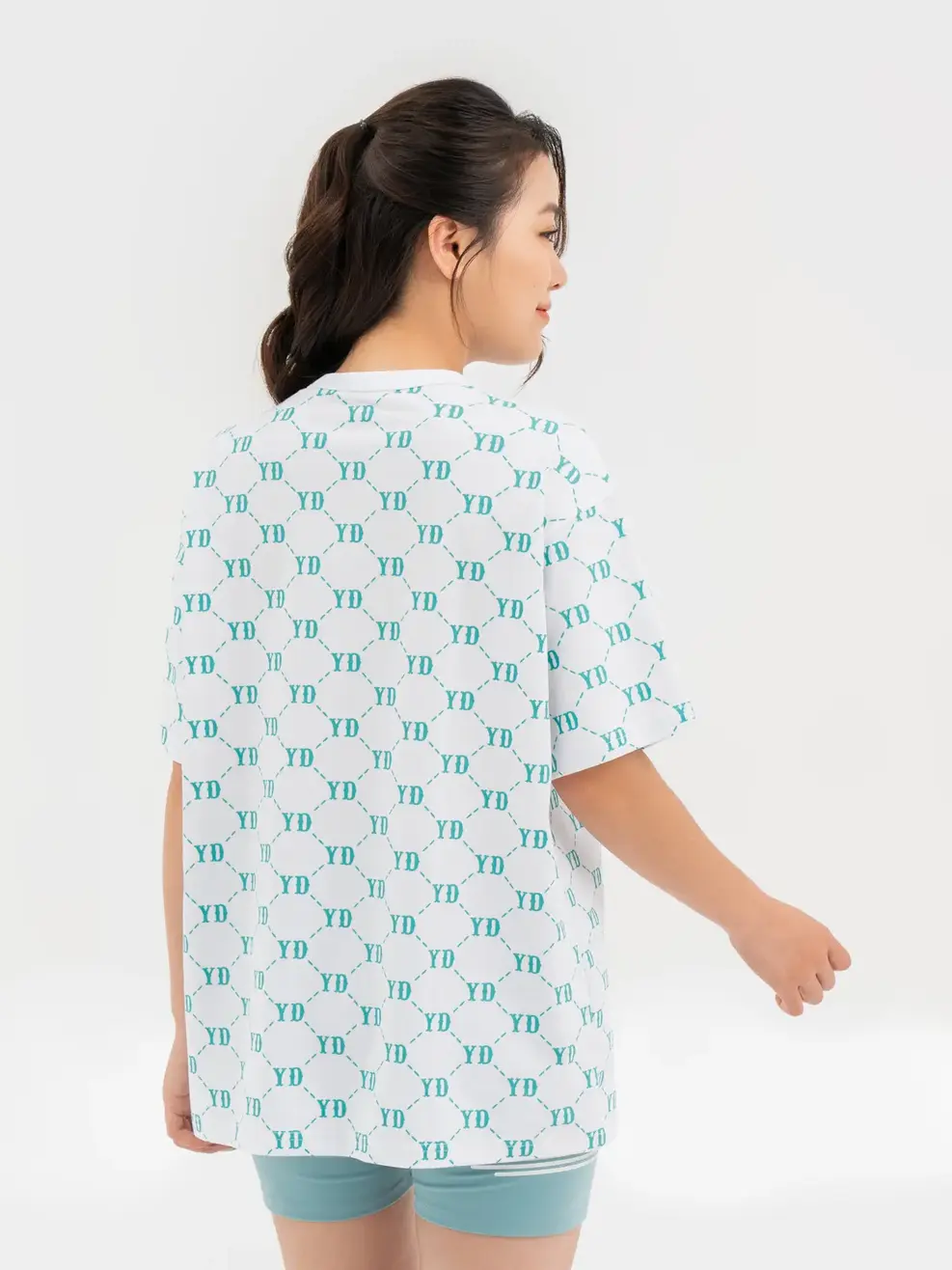T-shirt Nữ In Tràn Monogram Yd Bột Ngô - Trắng 1 - XS