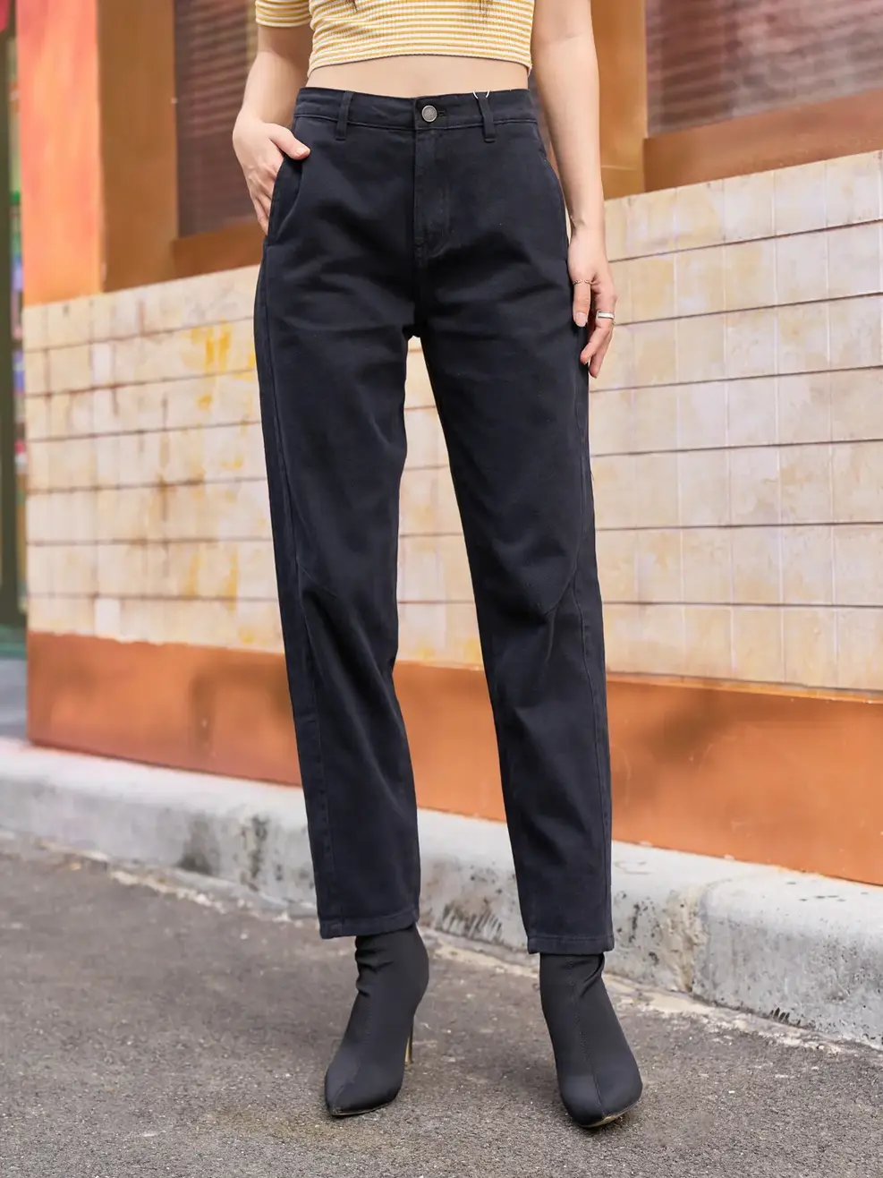 Quần khaki dáng boy túi dọc - Đen - 29