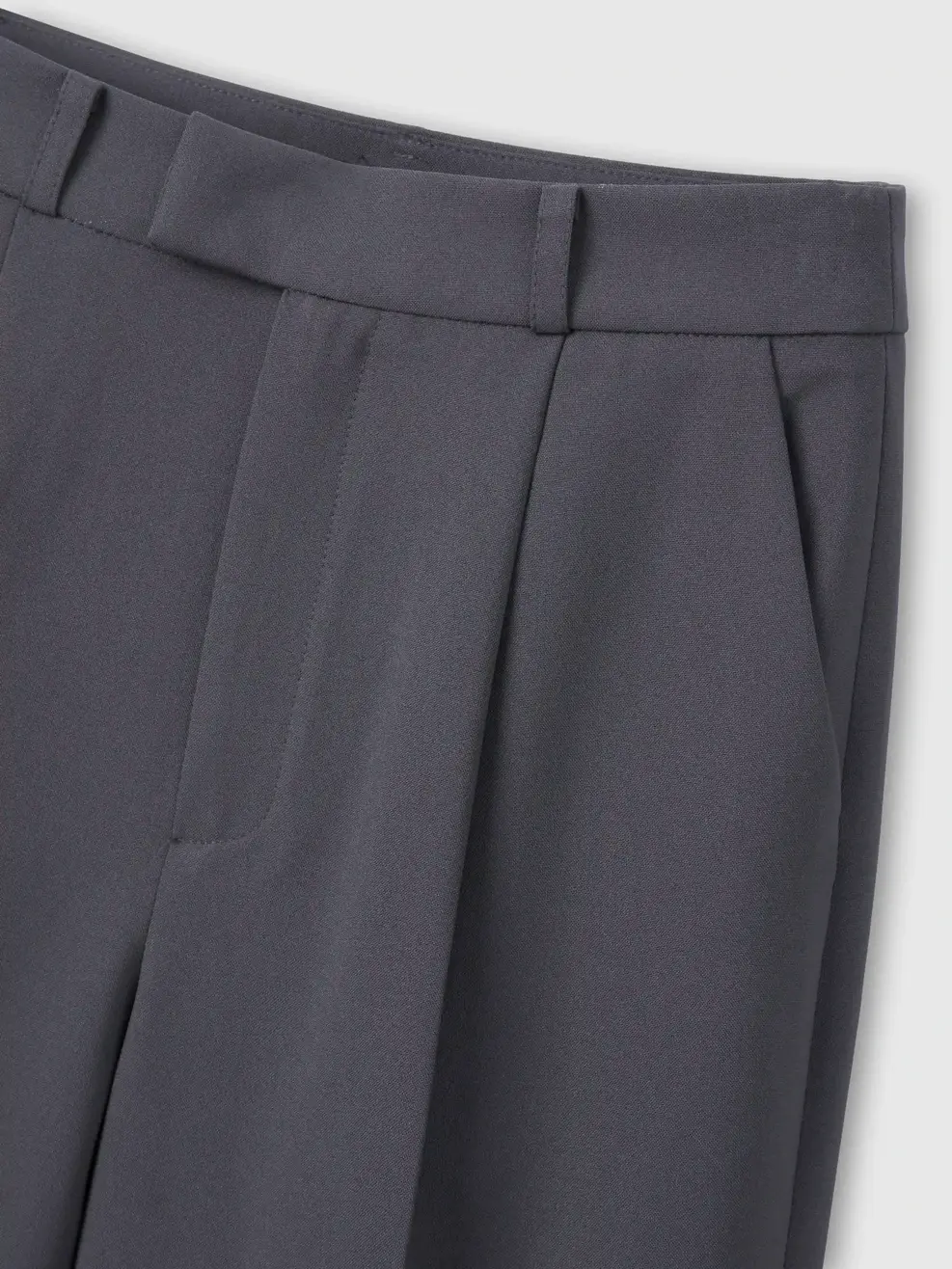 Quần Baggy Essential - Chì 050 - S