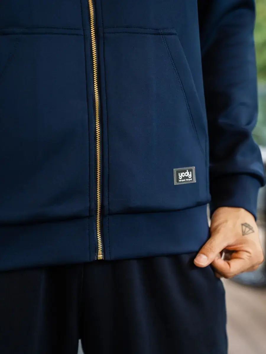 Áo Khoác Thể Thao Nam Có Mũ - Cổ vịt - L