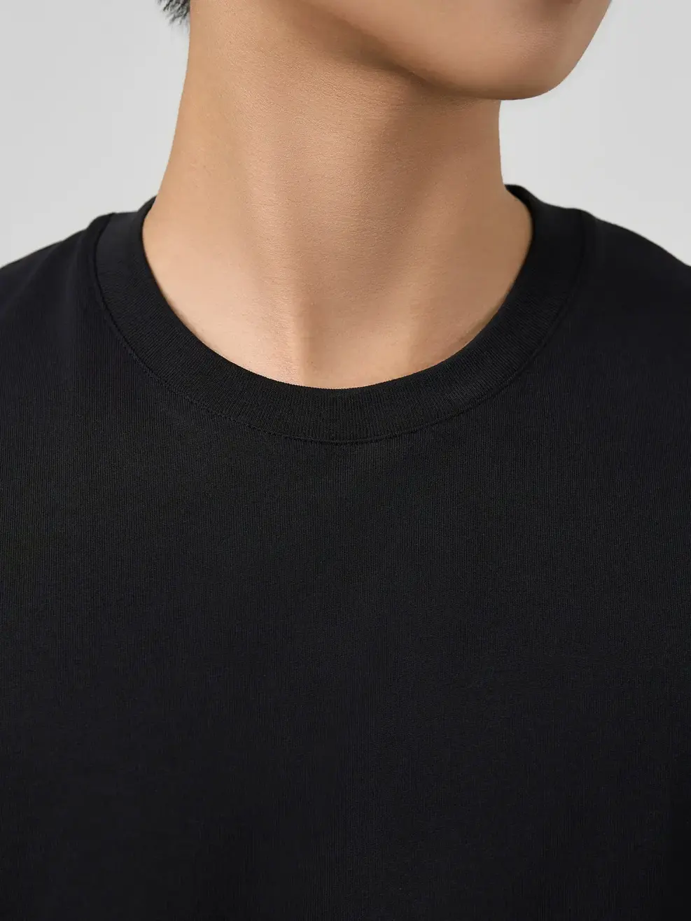 Áo Phông Basic Regular - ĐEN 002 - M