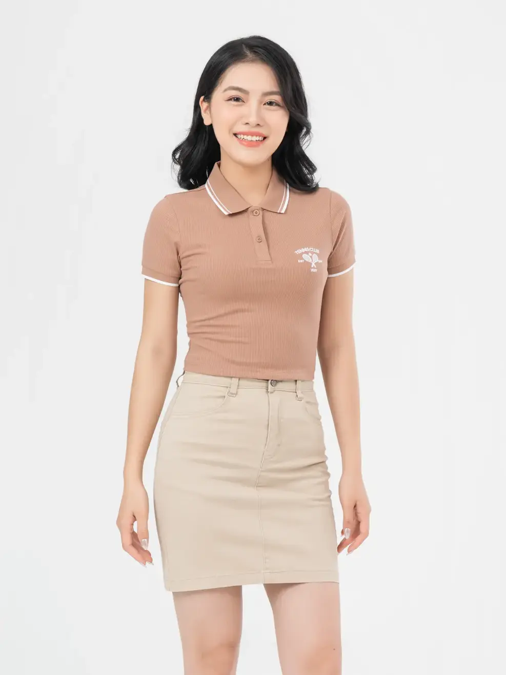 Polo Nữ Thun Rib Thêu Hình - Nâu - S