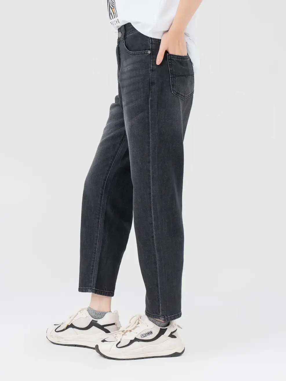 Quần Jean Nữ Baggy Cotton Chiết Ly Ống - Đen - 25