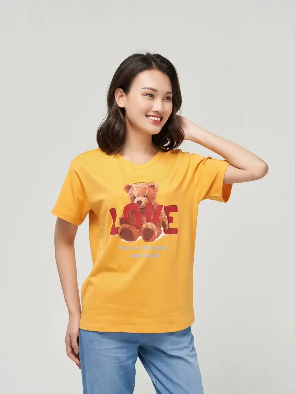Áo thun nữ in gấu love - Vàng - L