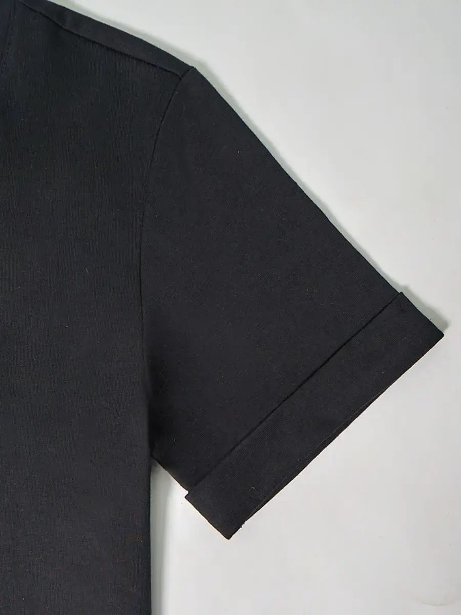 Áo thun nữ in QUEEN - Đen - L