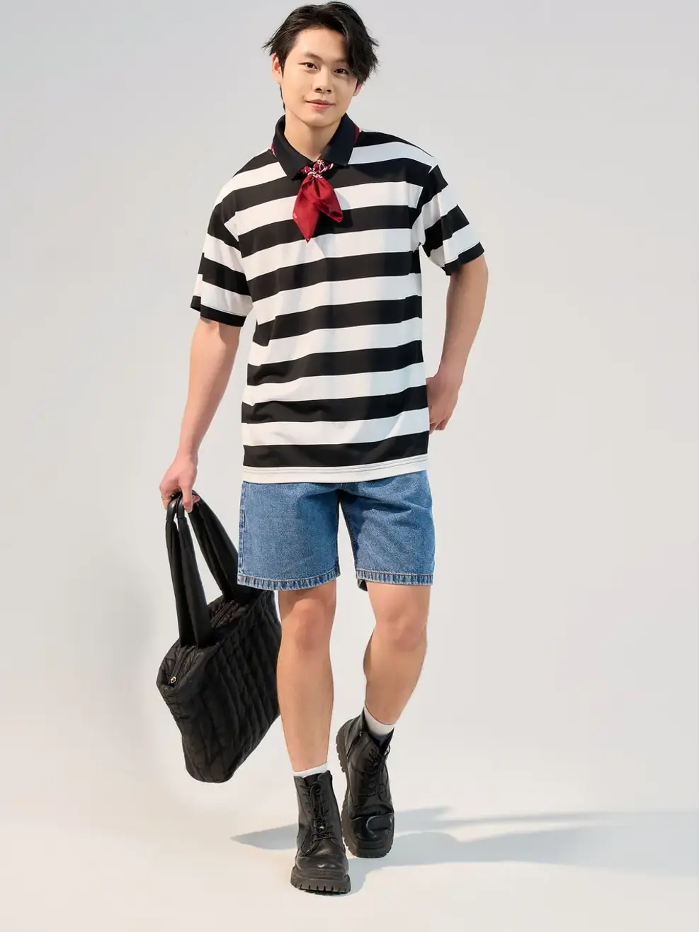 Áo Polo Yoguu Hoạ Tiết Kẻ - Đen phối trắng - 0