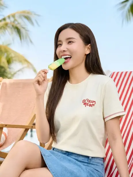 Áo Phông Nữ Dream Team