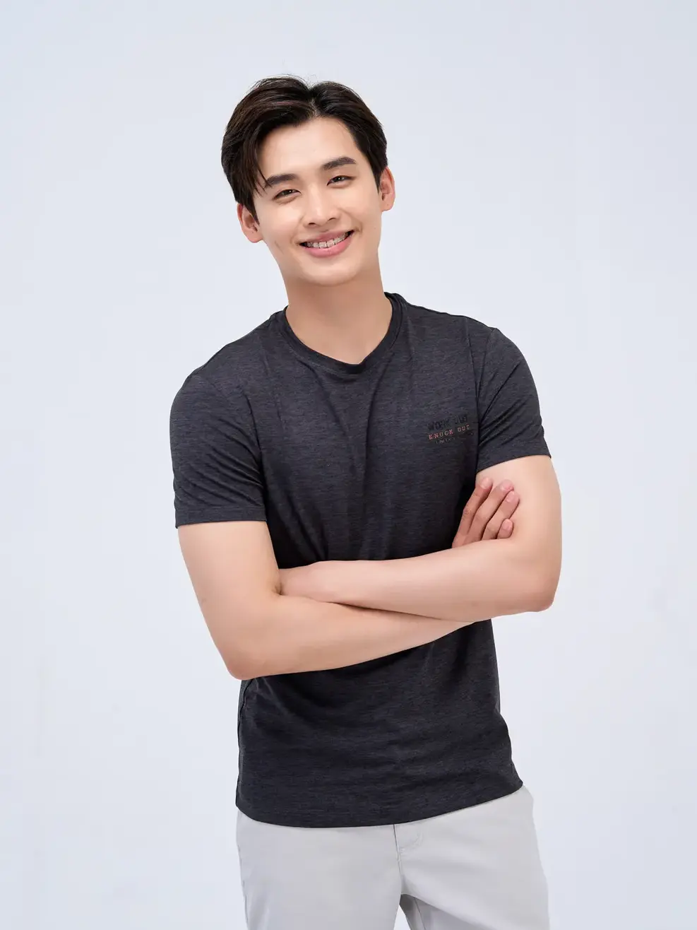 T-shirt thể thao nam work out - Đen rêu - M