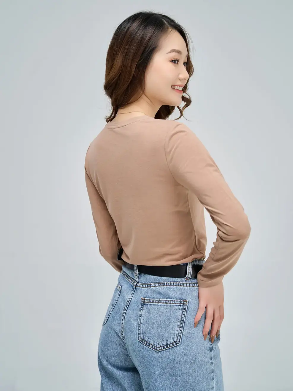 Áo giữ nhiệt nữ cổ tròn - Nâu - S