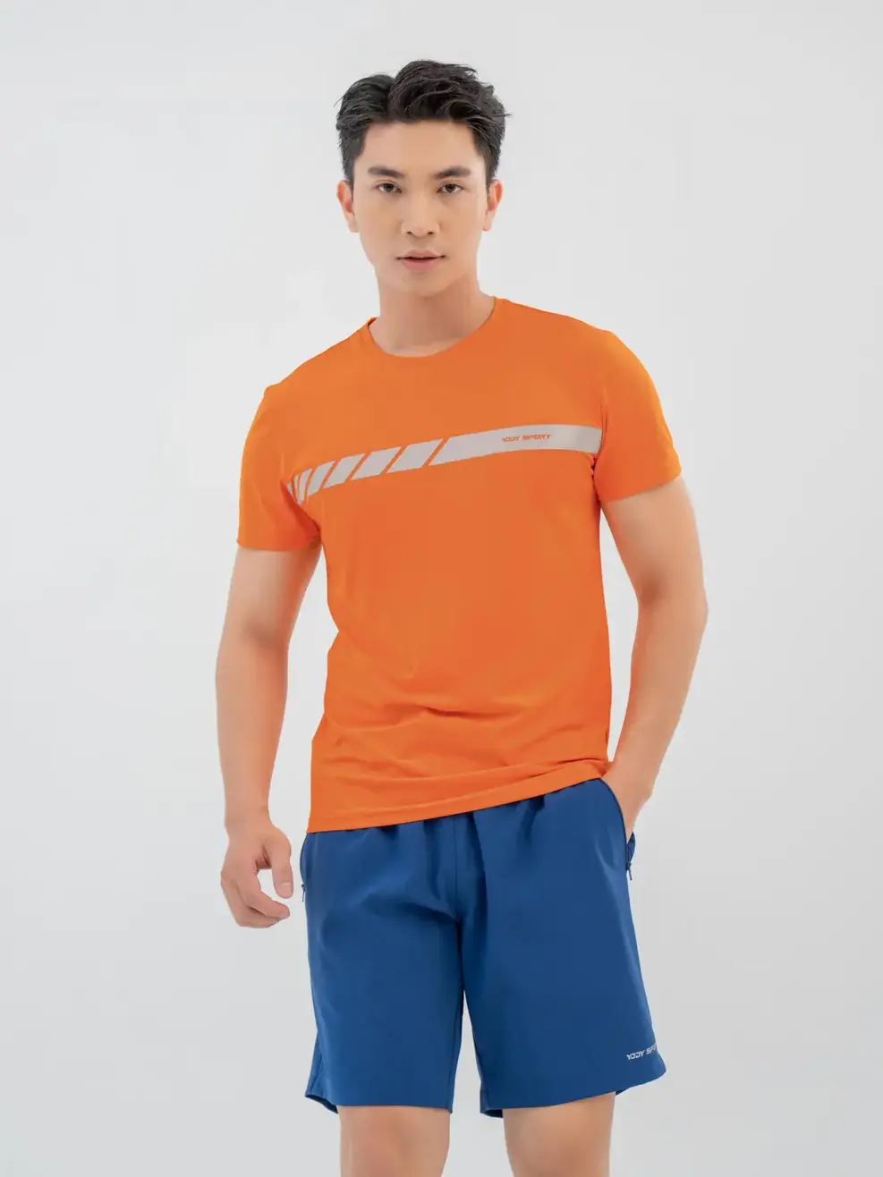 T-shirt Thể Thao Nam In Vạch Phản Quang Ngực - Cam - M