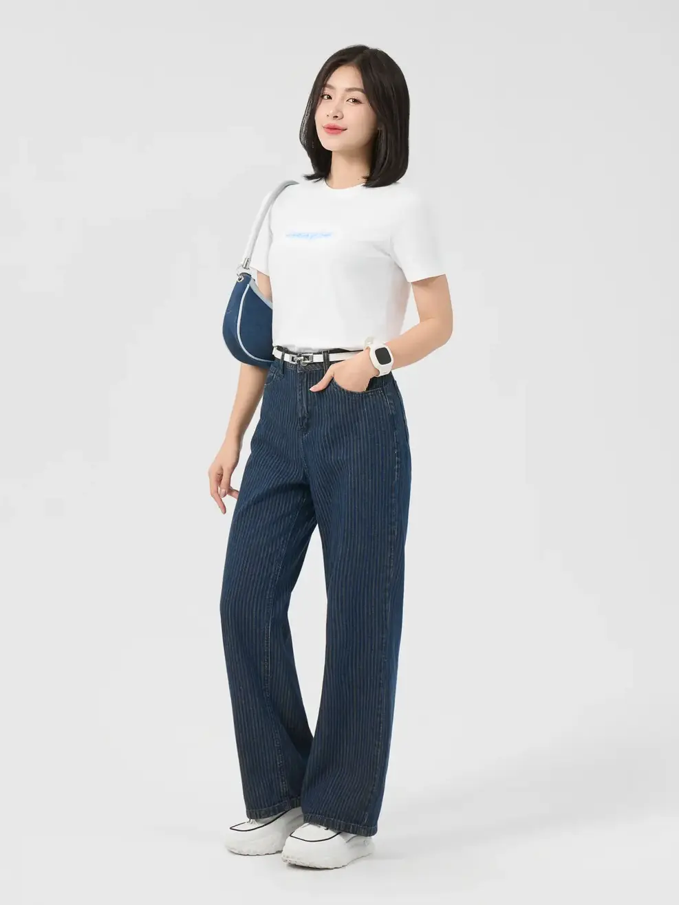 Áo Phông Nữ In Ngực Magic ( Tsn7281) - Trắng 001 - S