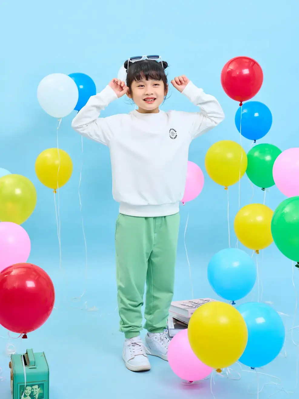 Bộ đồ trẻ em da cá in logo Yody - Trắng Xanh - 2