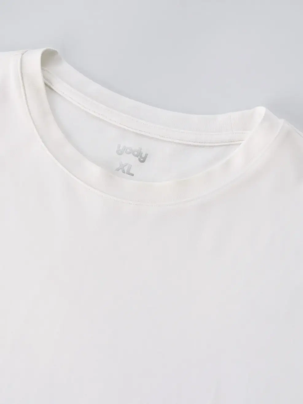 Áo CozyFit nam giữ nhiệt cổ tròn-Trắng 001 - L