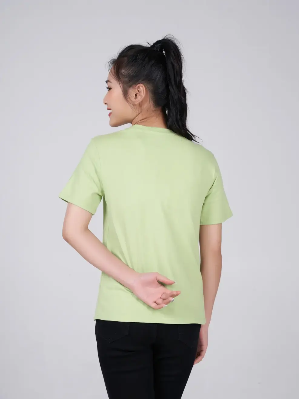 Áo thun nữ in look good feel good - Xanh Lá - S