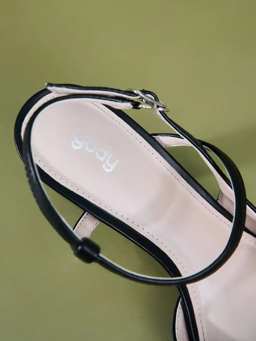 Giày Nữ Hở Hậu Gót Vuông - Đen - 35