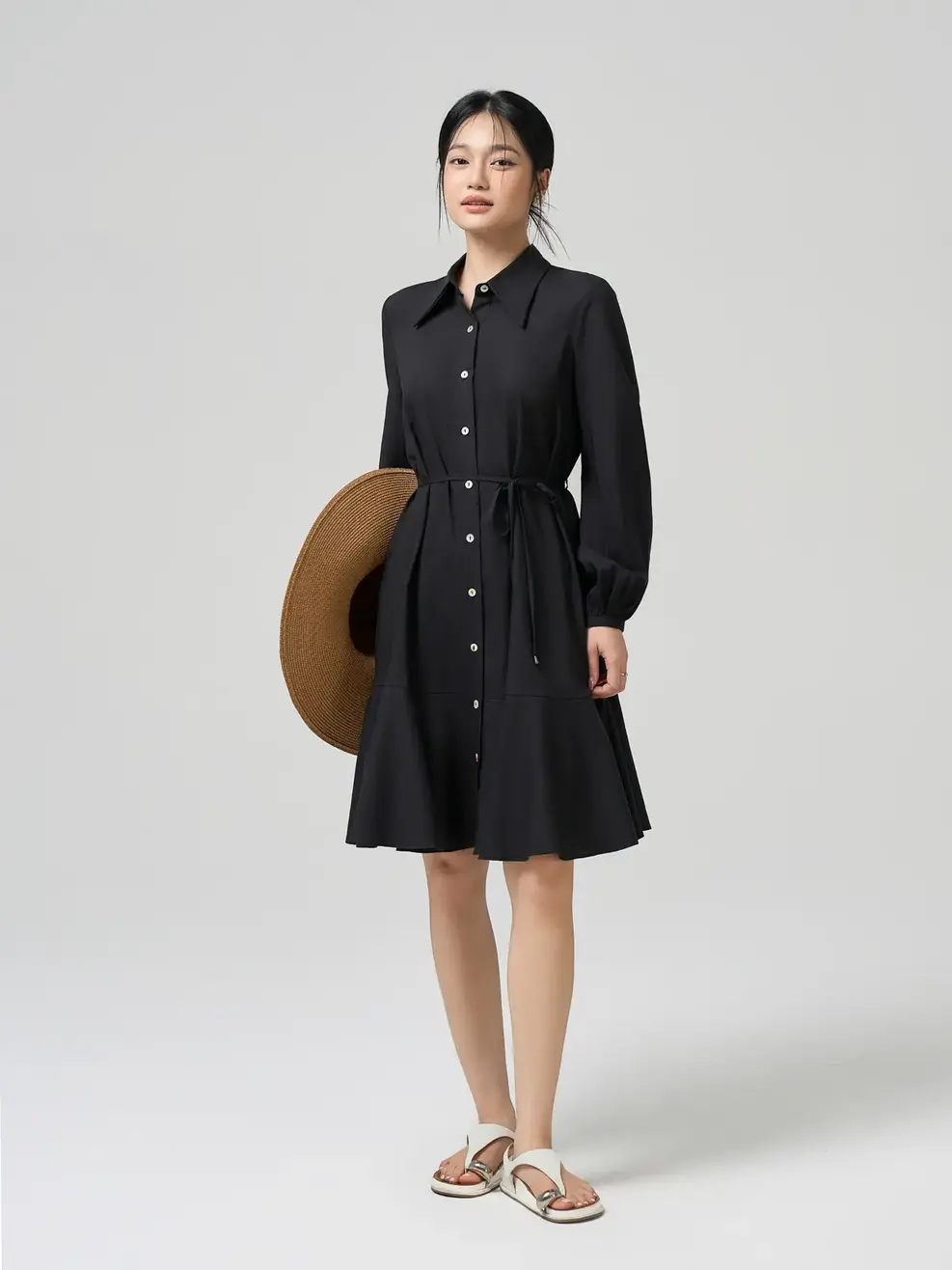 Váy Liền Cổ Đức Đai Eo Xòe Tâng 2 - Đen 001 - M