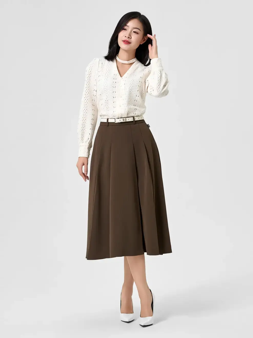 Sơ Mi Dài Tay Nữ Cổ Choker Vải Knit Họa Tiết - Trắng - S