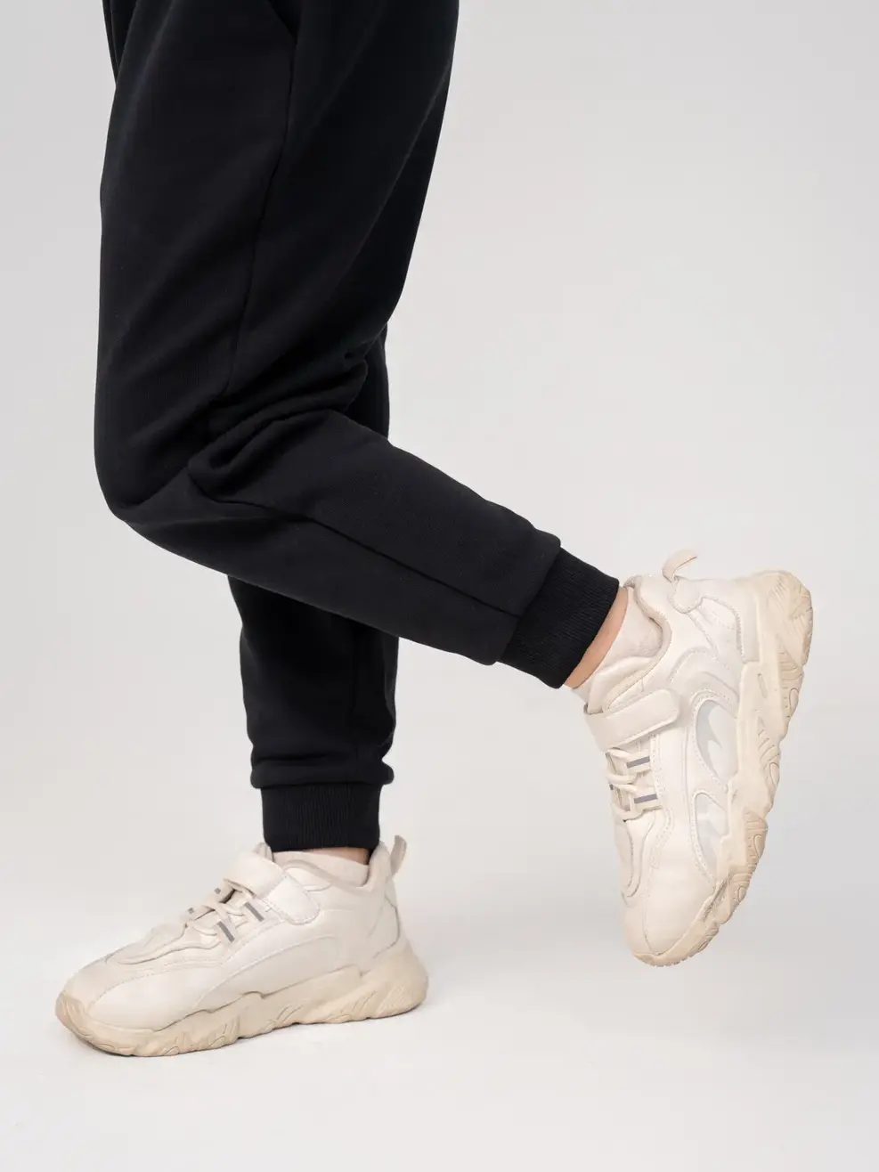 Đồ Bộ Kid Nỉ Da Cá Cơ Bản - Đen - 4