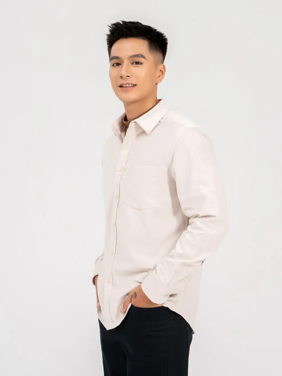 Sơ Mi Dài Tay Nam Nhung Cúc Nổi - Be sáng - M