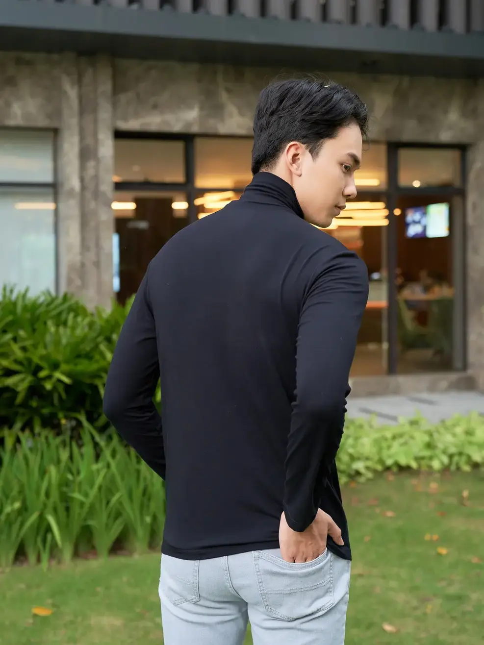 Áo Giữ Nhiệt Cổ Lọ - Đen - M