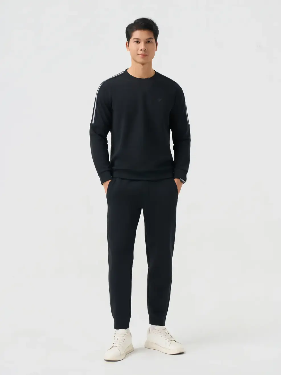 Bộ Đồ Nỉ Thể Thao Cổ Tròn Dây Dệt - ĐEN 002 - M