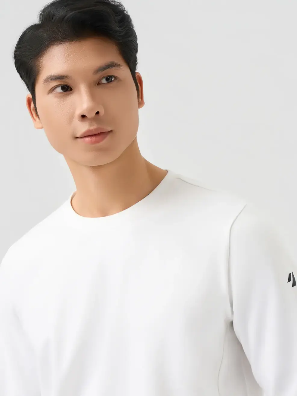 Áo Phông Nam Dài Tay Thể Thao Keep Moving - Trắng 001 - M