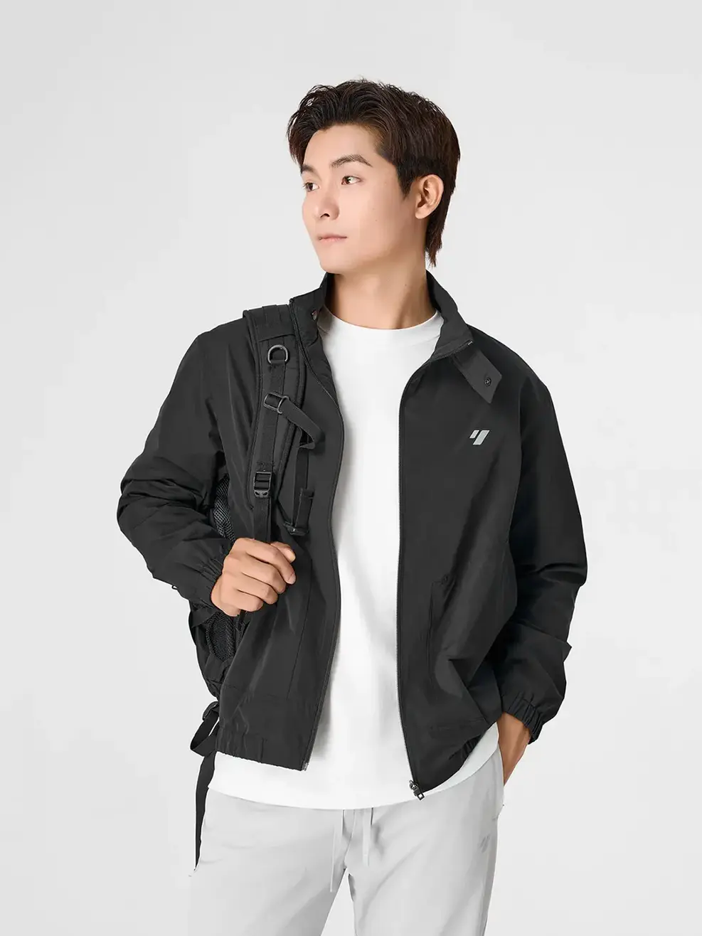 Áo Khoác Gió Nam Cổ Dựng Cúc Bấm - ĐEN 002 - M