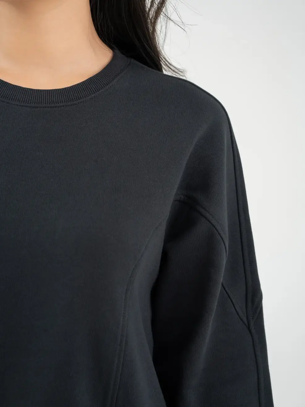 Bộ Đông Nữ Cắt Trẻ Trung - Đen - S