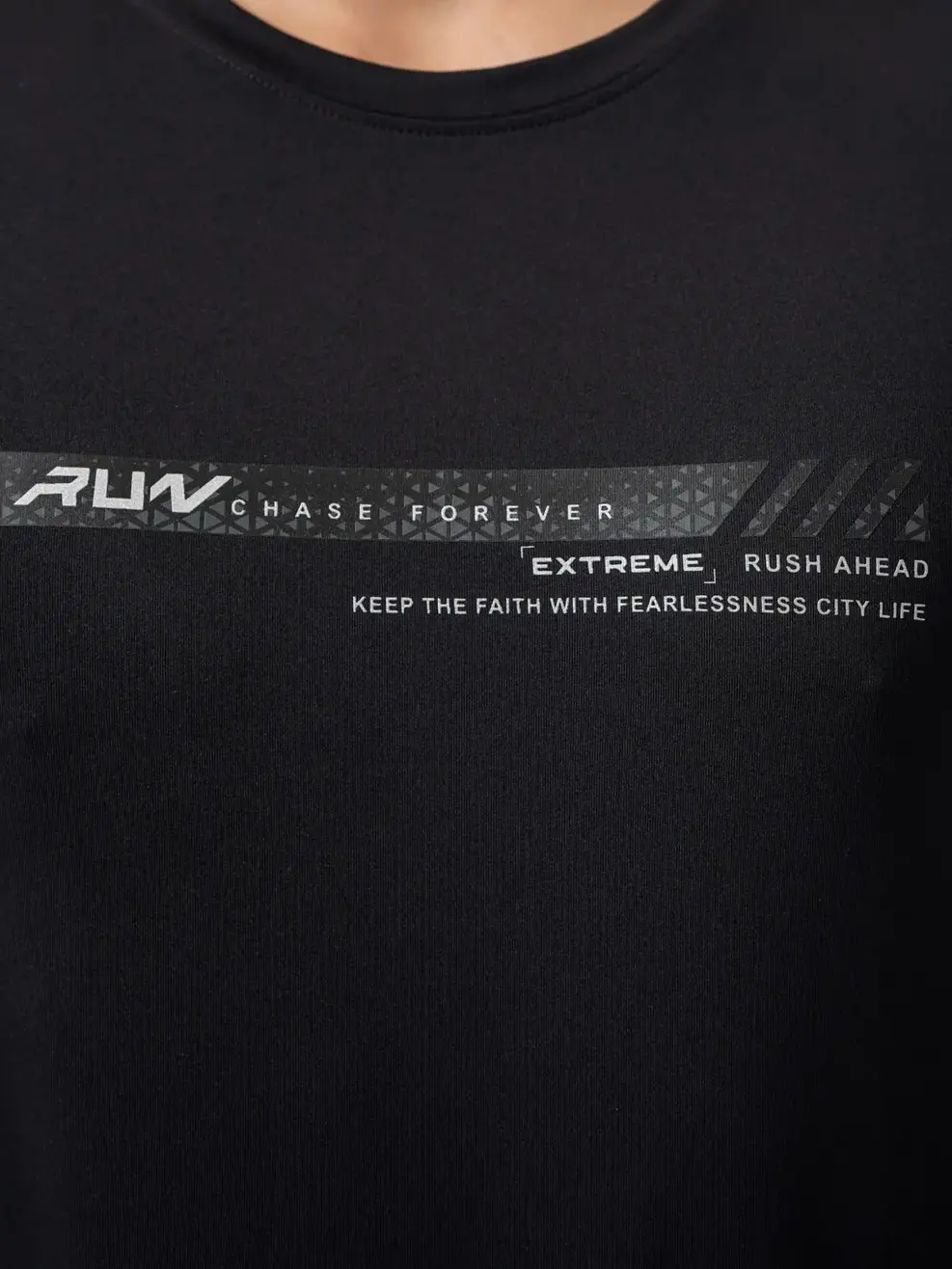 T-shirt Thể Thao Nam Run - Đen - M