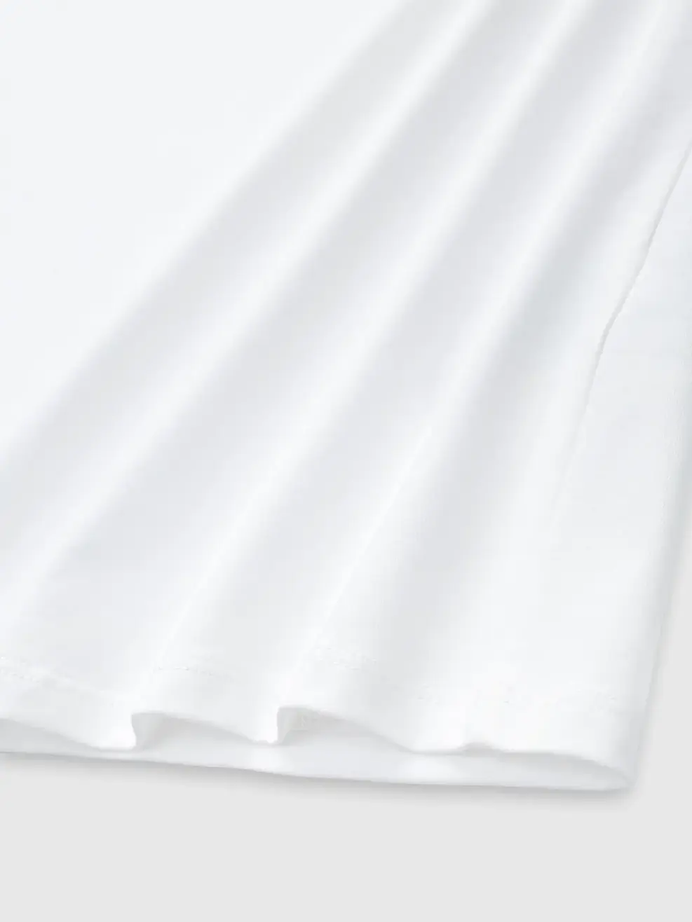 Áo Phông Nữ Regular Cổ Tròn  - Trắng 001 - S